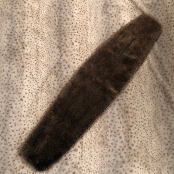 Stella & Dot Faux Fur Wrap - Picture 2 of 6